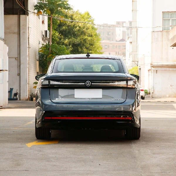 Volkswagen Luxury Sedan